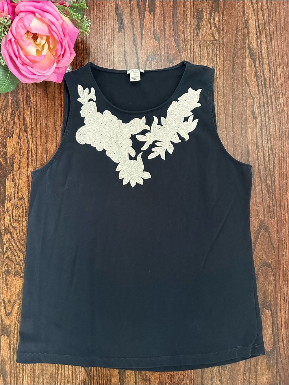 J Crew eyelet embellished sleeveless top, size M